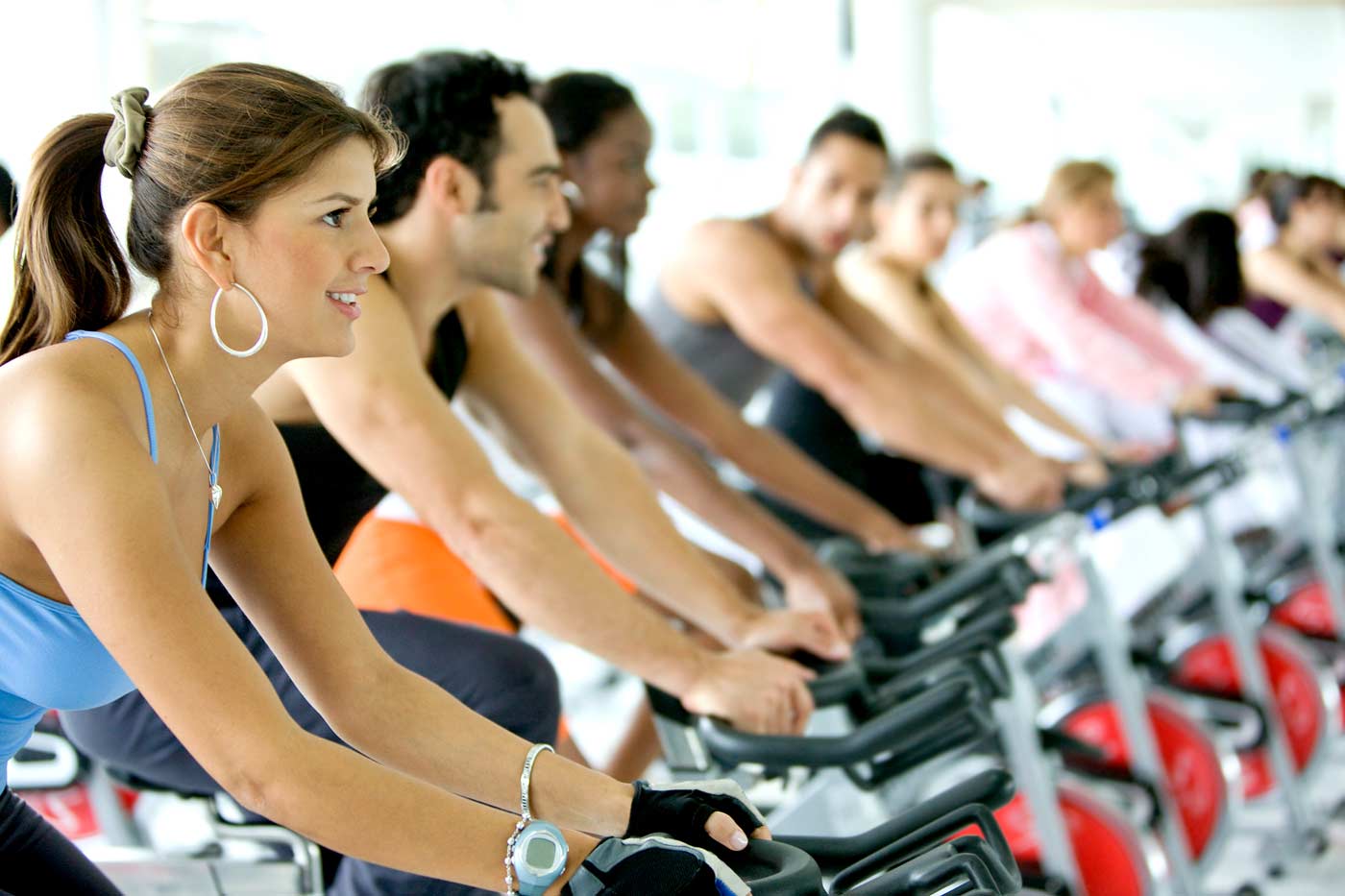 fitnesz spinning trx circuit koredzes sulyzozas kettle bell body kesztyu