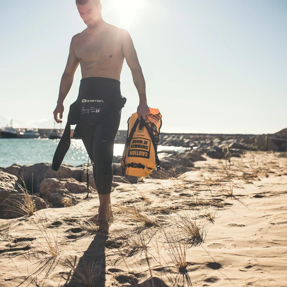 Finis biztonsági úszó bója, 28l, sárga, CSW, Dry Bag Bouy