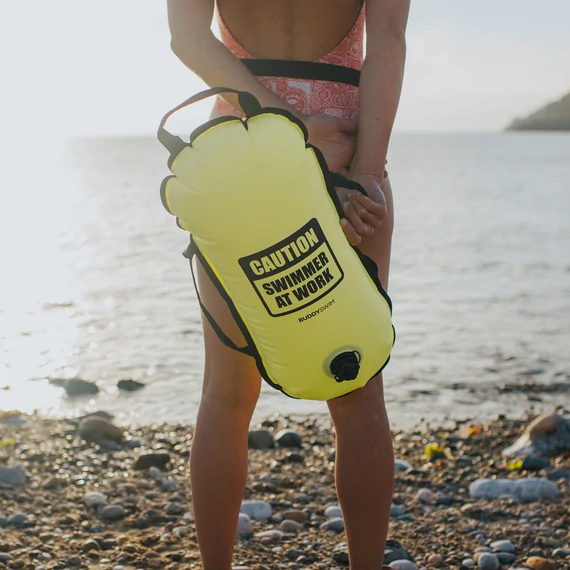 Finis biztonsági úszó bója, 10l, sárga, LLS, szuper könnyű, Ultralight Swim Bouy