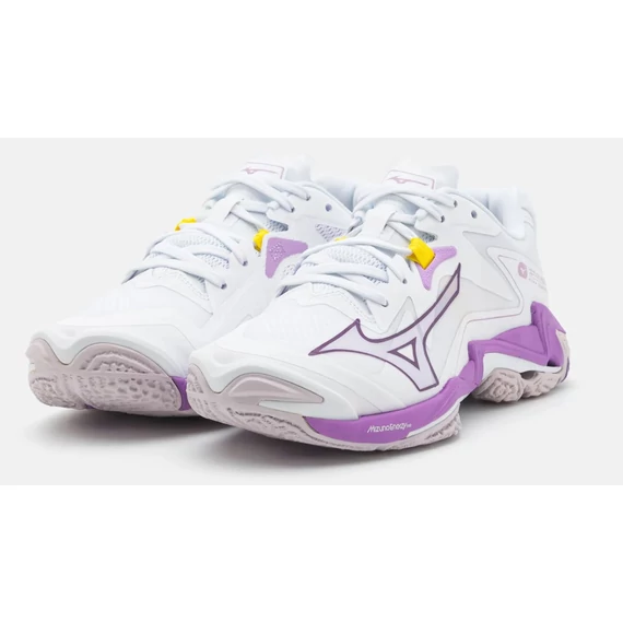 Mizuno Wave Lightning Z8 röplabda cipő