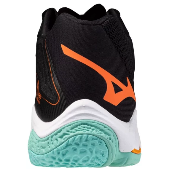 Mizuno Wave Lightning Z8 MID röplabda cipő fekete